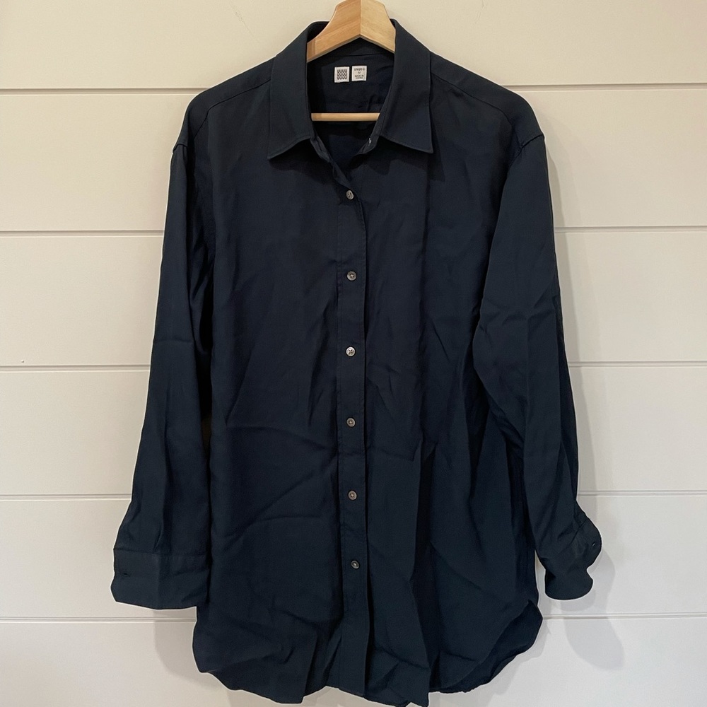 Uniqlo button up